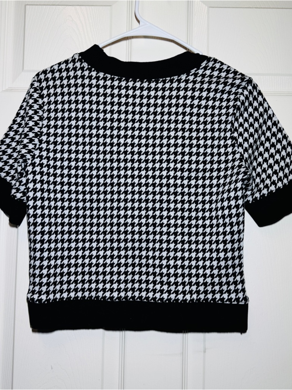 Ann Taylor Black & White Houndstooth Crewneck Sweater. Faux Pocket NWT - Picture 3 of 5